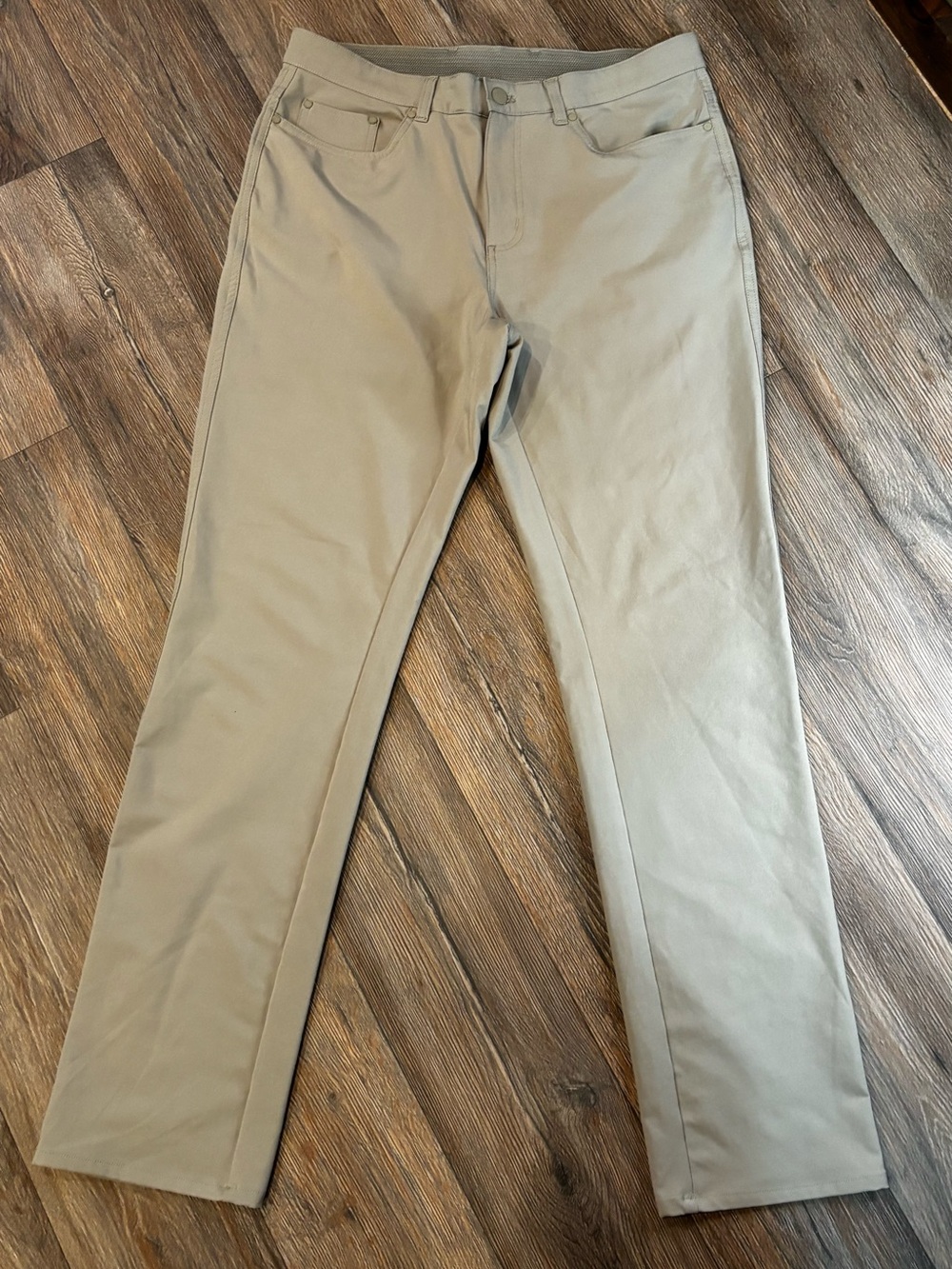 Men's Slim Straight Chino Golf  Pants in Khaki